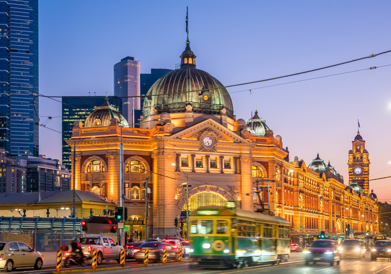 Flinders st station in melbourne